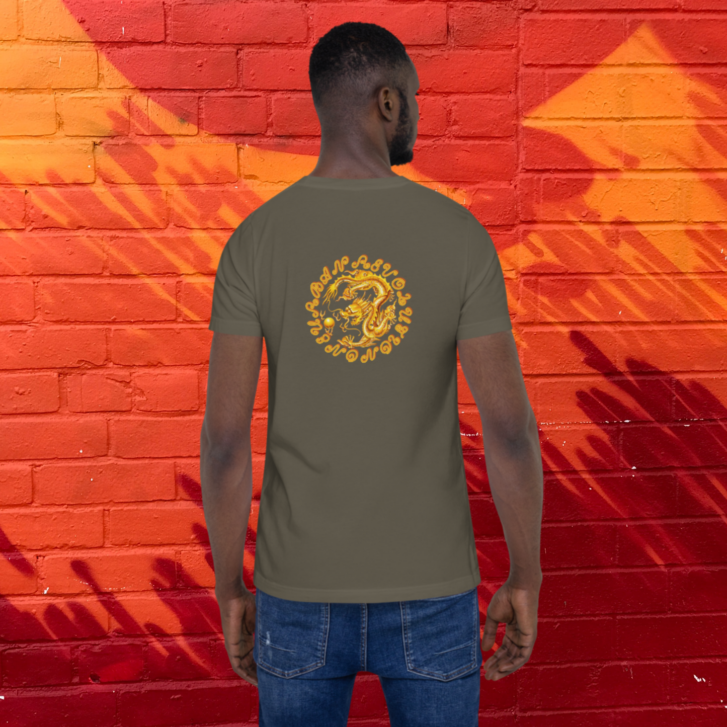 "GOLDEN DRAGON" Unisex T-shirt