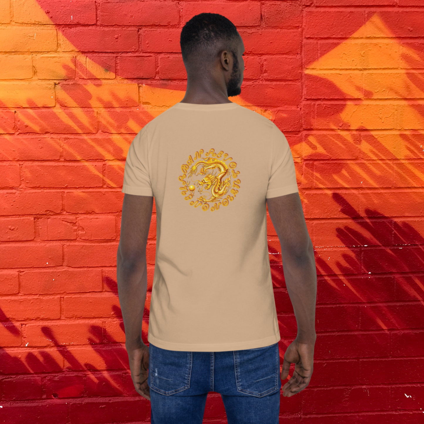 "GOLDEN DRAGON" Unisex T-shirt