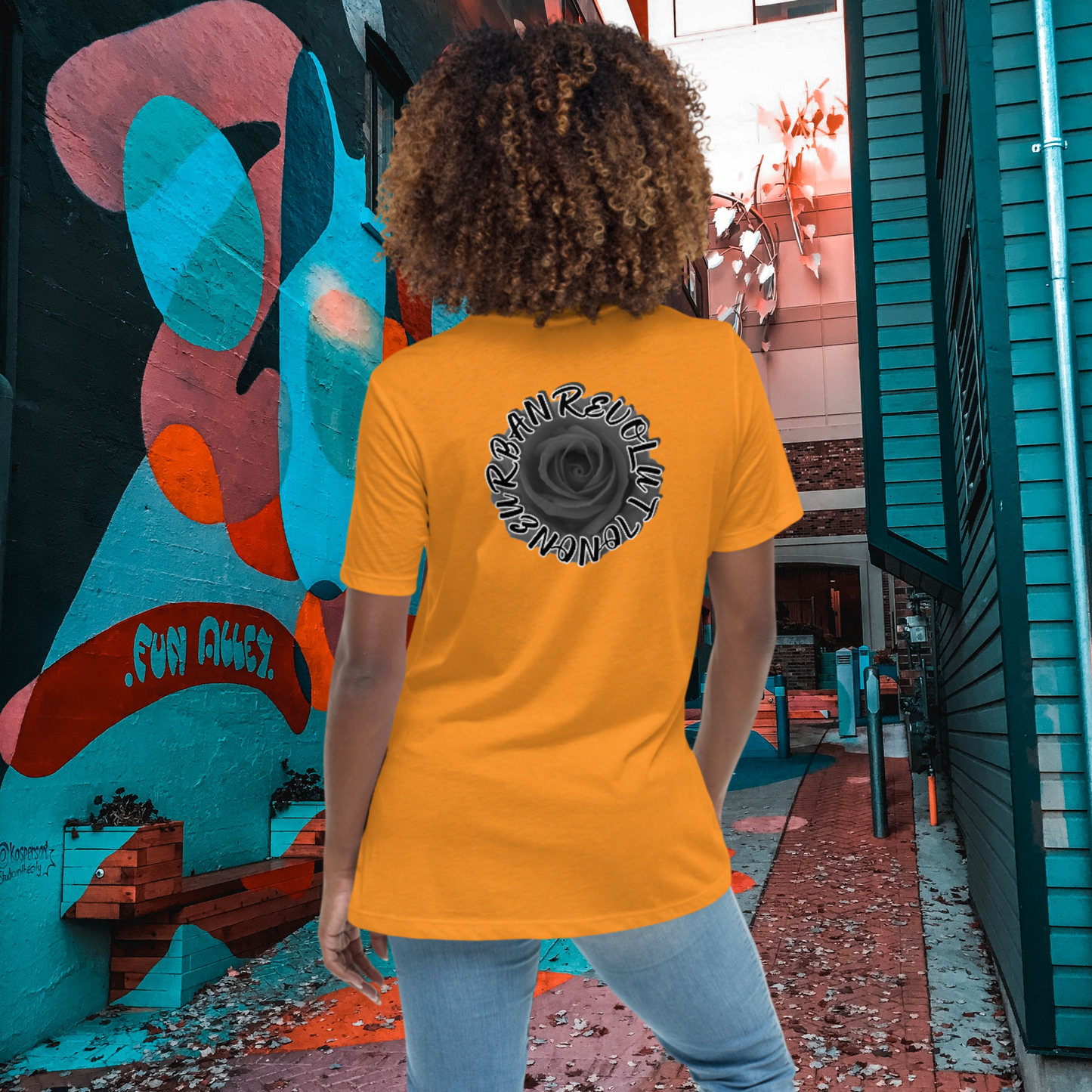 "UNAPOLOGETIC" Women's Relaxed T-Shirt