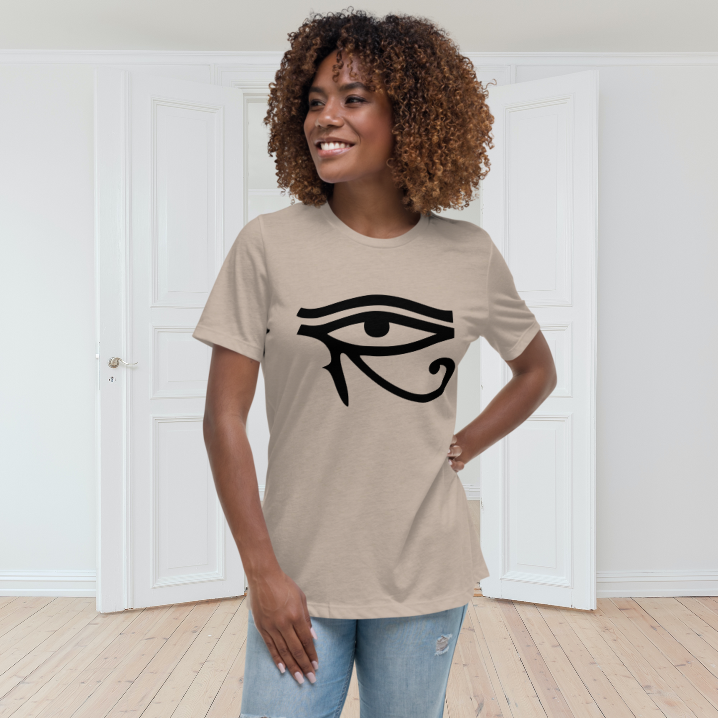 "EYE OF HORUS" Women's Relaxed T-Shirt