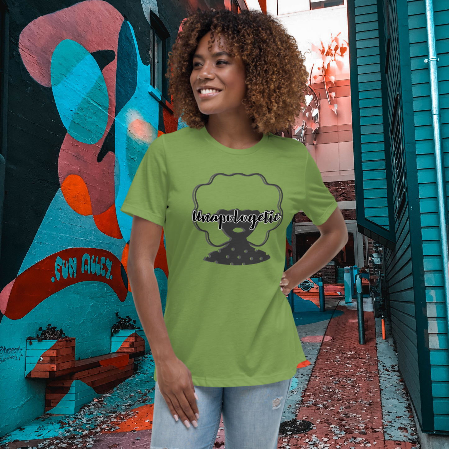 "UNAPOLOGETIC" Women's Relaxed T-Shirt